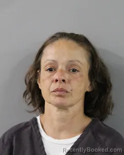 Mugshot of EVETTE BURGOS booked in Polk County, Florida on May 13, 2026