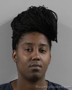 Mugshot of SHADAISHA ROBERTS booked in Polk County, Florida on June 1, 2026
