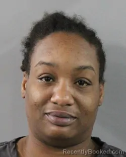 Mugshot of AYONDA BROWN booked in Polk County, Florida on June 17, 2026