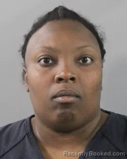 Mugshot of Tawanda Ellison booked in Polk County, Florida on August 3, 2026