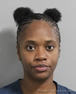 Mugshot of Cumesha Loanmen booked in Polk County, Florida on September 28, 2026