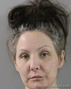Mugshot of Devona Covington booked in Polk County, Florida on October 19, 2026