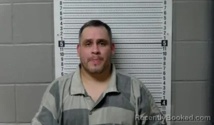 Mugshot of Carlos Abraham Salinas-Salinas