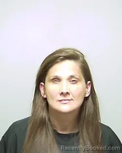 Mugshot of TIFFANY CHRISTIN WATERS booked in Putnam County, Florida on April 20, 2026