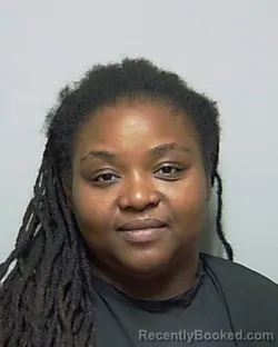 Mugshot of SHANTECQUA VEBQUAN EARNEST ROBINSON booked in Putnam County, Florida on May 10, 2026