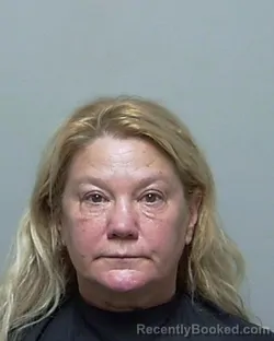 Mugshot of KELLY LYNN CORMIER booked in Putnam County, Florida on April 26, 2026
