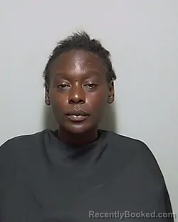 Mugshot of Aubreyona Jani Cross booked in Putnam County, Florida on August 6, 2026