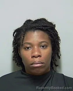 Mugshot of Katravia Tyronica Shonti Jackson booked in Putnam County, Florida on August 20, 2026