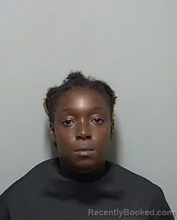 Mugshot of Kymaiyah Ayaun Nicole Banks booked in Putnam County, Florida on October 7, 2026