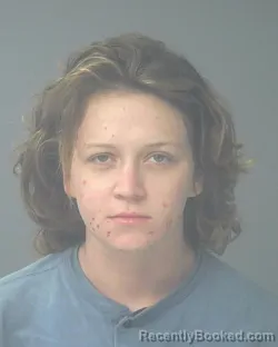 Mugshot of SHAYLYNN MARIE COWELL
