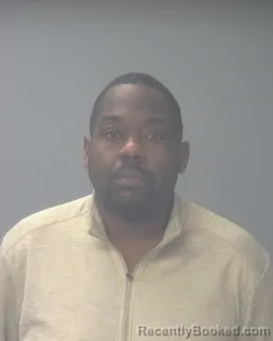 Mugshot of MICHAEL BERNARD EVANS