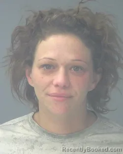 Mugshot of VICTORIA LYNN CLARK