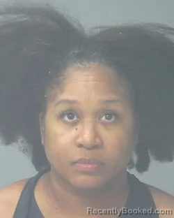 Mugshot of SHANNON RENEE REASE