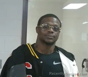 Mugshot of ROBERT EARL HARRELL