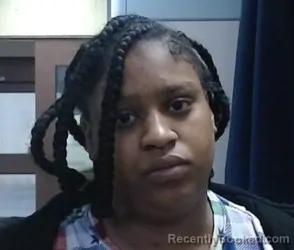 Mugshot of SHAMONAY M MOORE