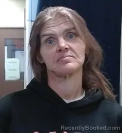 Mugshot of CRYSTAL MEE DRAKE