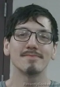 Mugshot of ERIK RAY VANDUSEN