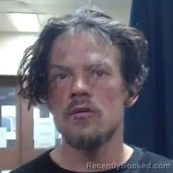 Mugshot of DUSTIN MICHAEL SLOCUM