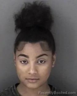 Mugshot of Jaliyah Saige Vanessa Hunt