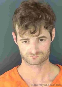 Mugshot of DUSTIN GENE SMITH