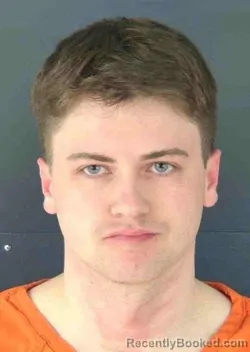 Mugshot of LOGAN MARTIN MACLACHLAN booked in Sarasota County, Florida on March 22, 2026