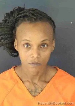 Mugshot of LAQUACY QANIQUE CARR booked in Sarasota County, Florida on March 30, 2026