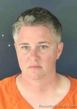 Mugshot of JESSICA LYNN SEWELL booked in Sarasota County, Florida on March 30, 2026