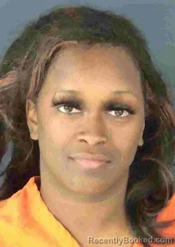 Mugshot of LATAVIER MONIQUE ZINNERMON booked in Sarasota County, Florida on April 4, 2026