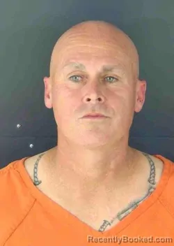 Mugshot of JASON DANIEL HODGE booked in Sarasota County, Florida on April 26, 2026