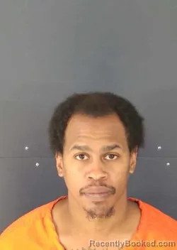 Mugshot of DAVON REMAR GORDON booked in Sarasota County, Florida on April 29, 2026