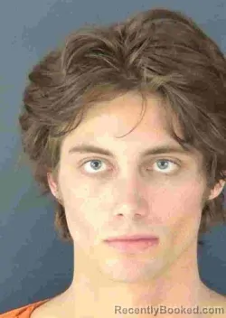 Mugshot of MASON ISAAC HULL booked in Sarasota County, Florida on May 6, 2026