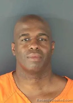 Mugshot of LAMAR KAREEM GARY booked in Sarasota County, Florida on June 25, 2026