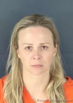 Mugshot of Veronica Jo Smith booked in Sarasota County, Florida on September 4, 2026