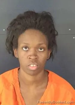 Mugshot of Tashea Tinelle Edmond booked in Sarasota County, Florida on October 20, 2026