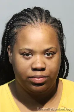 Mugshot of KEYERA LANESHADIESHA DUCKSWORTH