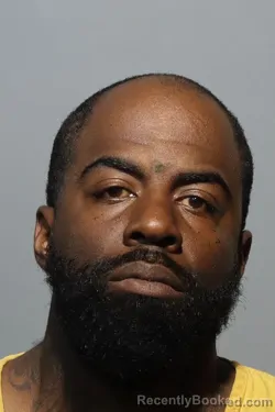 Mugshot of DONTAVIS LEVERT JACKSON