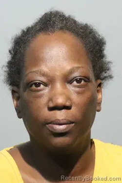 Mugshot of CHARON CERISE FIELDS