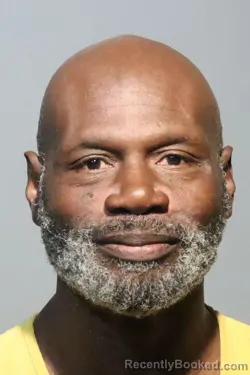 Mugshot of STEVENSTORE LAMAR PERRY