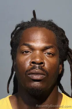 Mugshot of ZARIAN NATAVIAN REDDICK