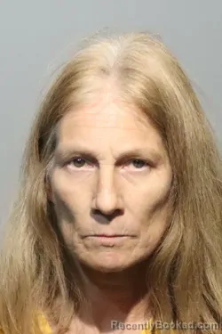 Mugshot of SONDRA RAE HOOVER