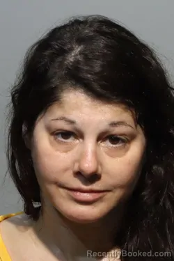 Mugshot of AMBER DE LA MOTA
