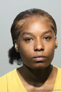 Mugshot of AMONI NEVAEH SMITH