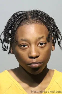Mugshot of QUEEN JONNAE JONES booked in Seminole County, Florida on May 5, 2026