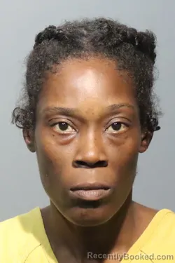 Mugshot of Kureisha Kenyettamaria Holmes booked in Seminole County, Florida on October 25, 2026