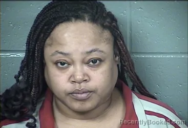 Mugshot of TIFFANY NICOLE SIPPLE