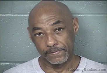 Mugshot of DANIEL LEE MAYS