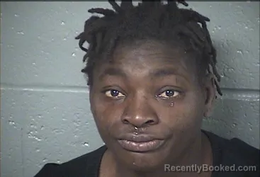 Mugshot of RODESHIA LYNN HALL