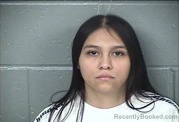 Mugshot of DAYLY GERERALDINA UMANZOR-GUERRA