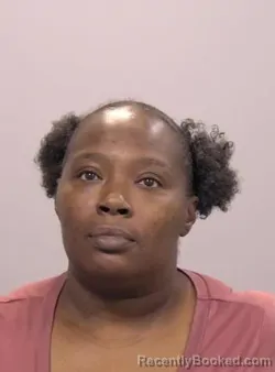 Mugshot of Cassander Nicole Lynch