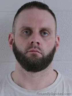 Mugshot of BRADLEE CHRISTOPHER NEITZELT booked in Ashland County, Ohio on June 18, 2026